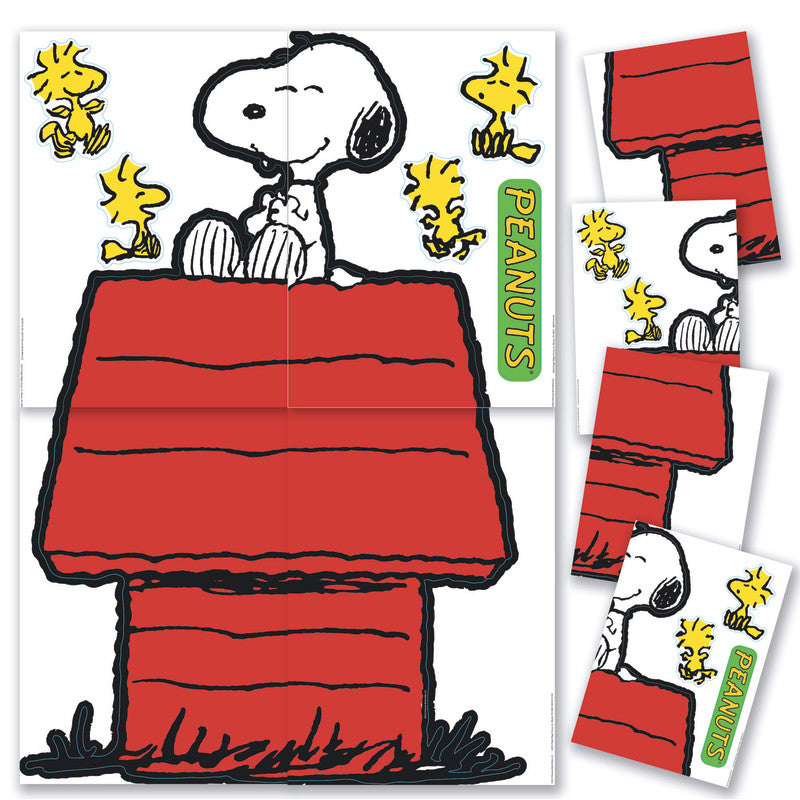 Giant Snoopy and Dog House Set